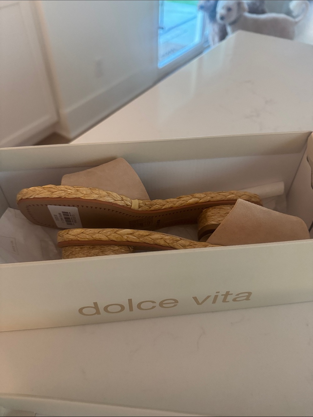 Dolce Vita Camel Suede Dixi Sandals. Size 6